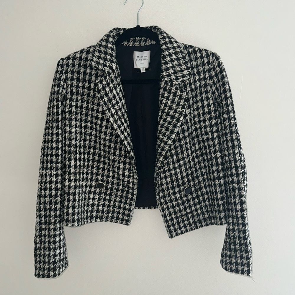 Maison d’ Amélie Button Blazer